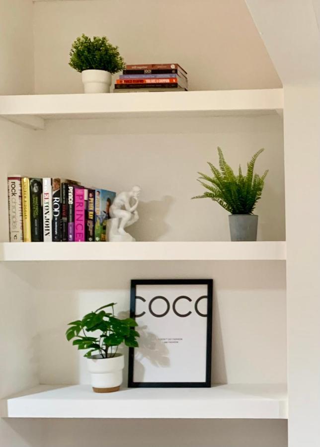 Contemporary 2 Bedroom Victorian Town House - Sleeps Up To 6 Kimberley  Bagian luar foto